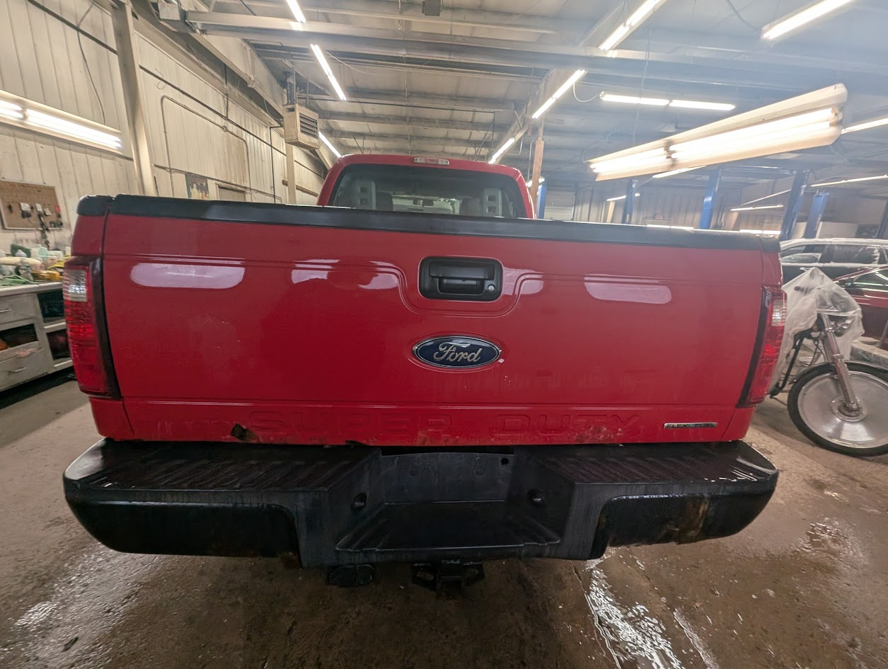 Ford F-250 SD XL SuperCab Long Bed 4WD 2014