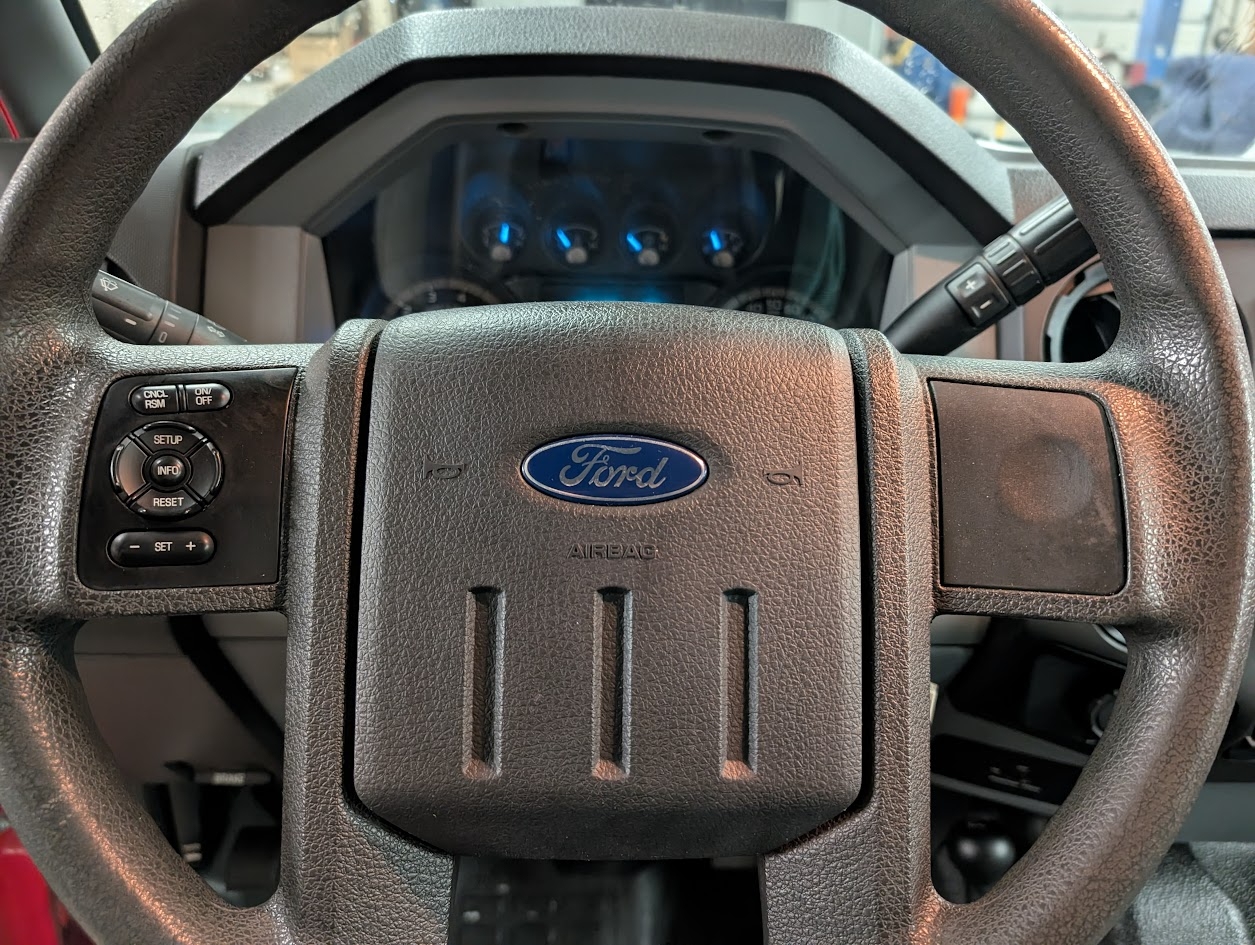 Ford F-250 SD XL SuperCab Long Bed 4WD 2014