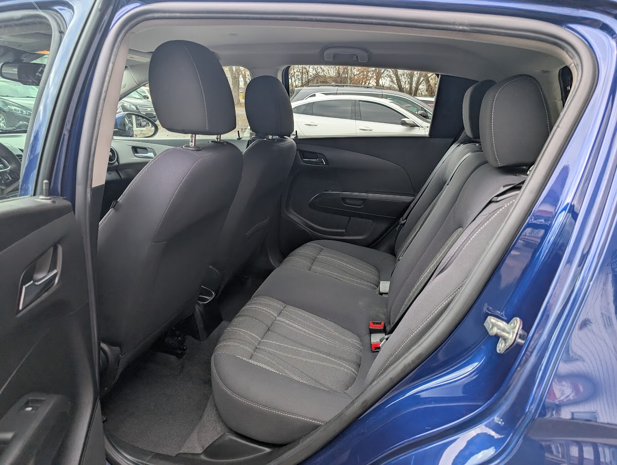 Chevrolet Sonic LT Auto 5-Door 2013