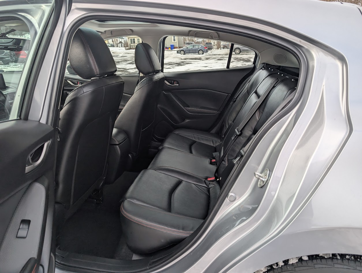 Mazda MAZDA3 i Grand Touring AT 5-Door 2014