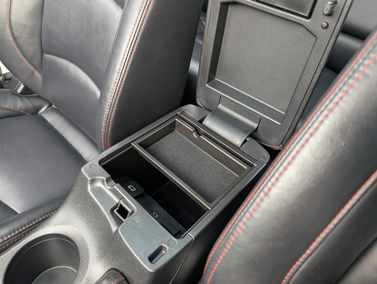 Mazda MAZDA3 i Grand Touring AT 5-Door 2014