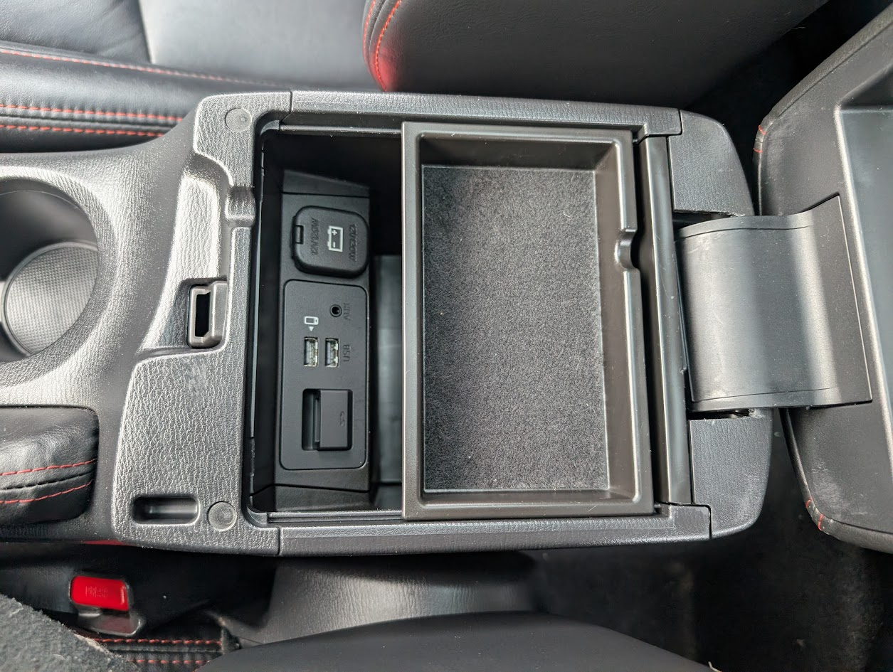 Mazda MAZDA3 i Grand Touring AT 5-Door 2014