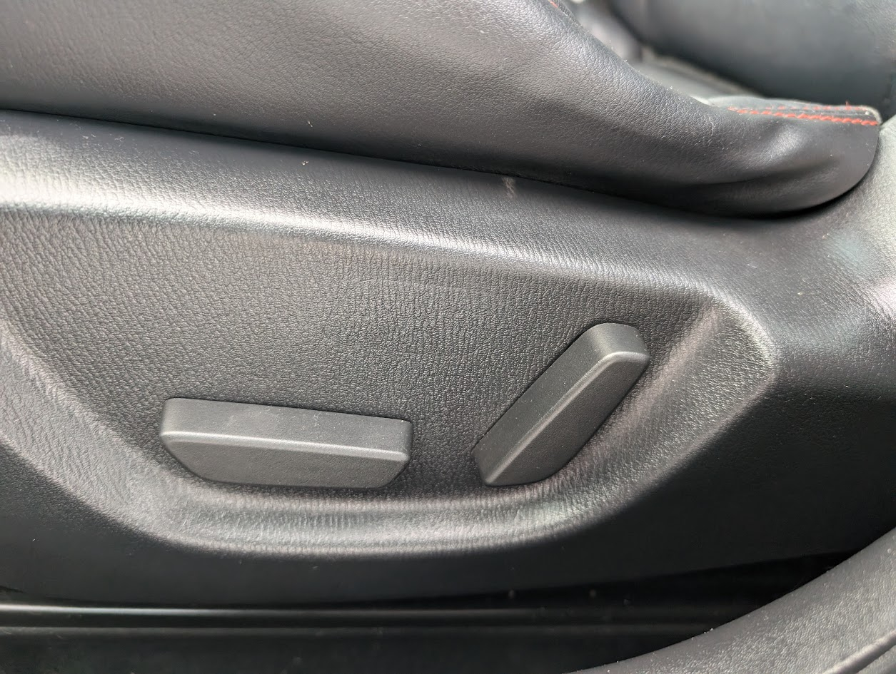 Mazda MAZDA3 i Grand Touring AT 5-Door 2014