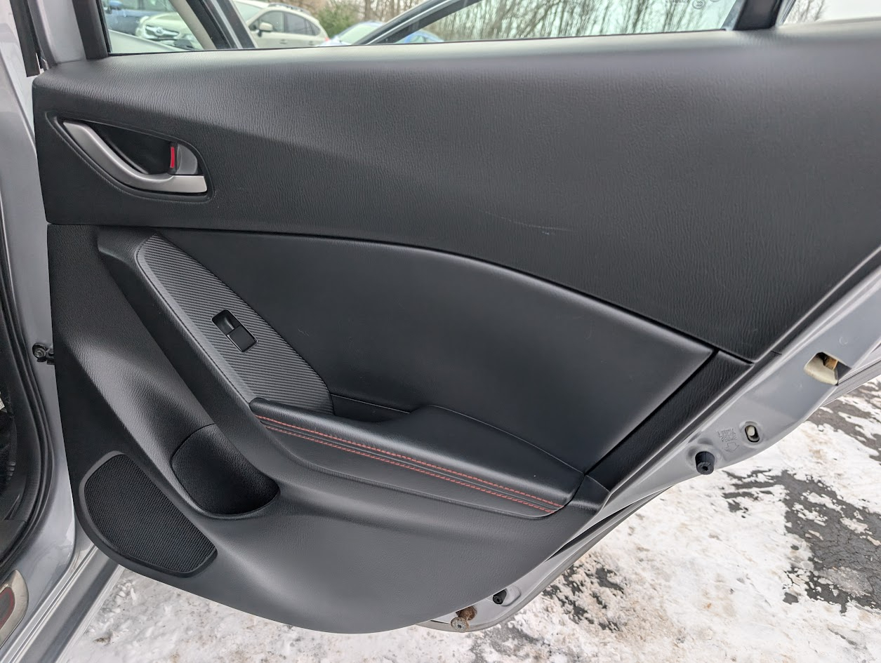 Mazda MAZDA3 i Grand Touring AT 5-Door 2014