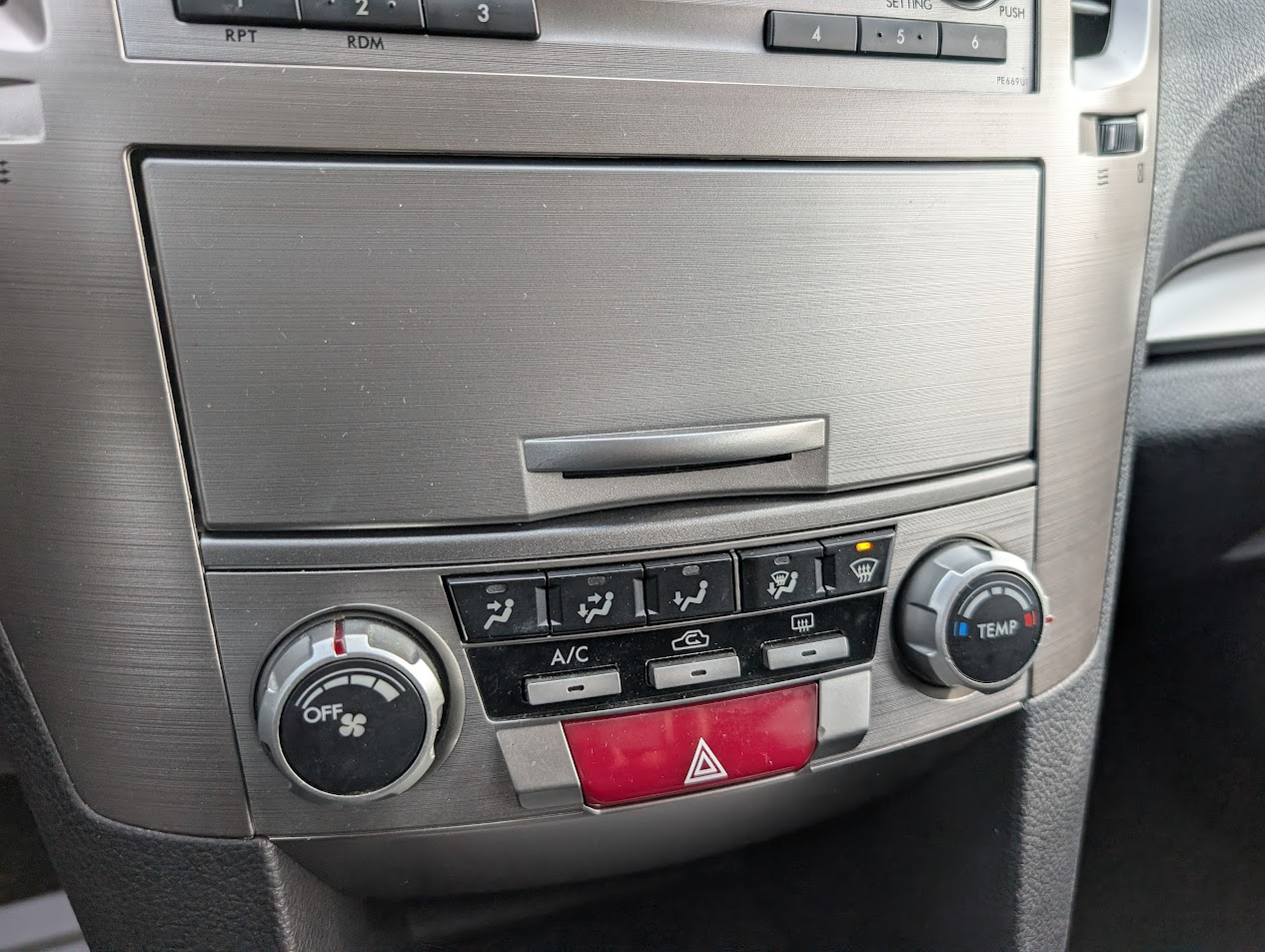 Subaru Outback 2.5i Premium 2014