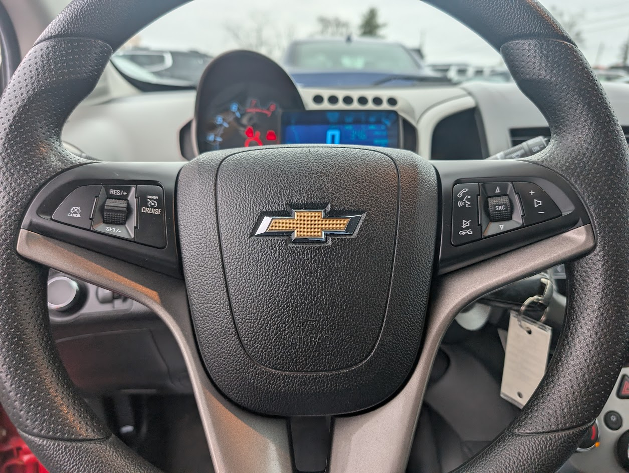 Chevrolet Sonic LT Manual 5-Door 2016