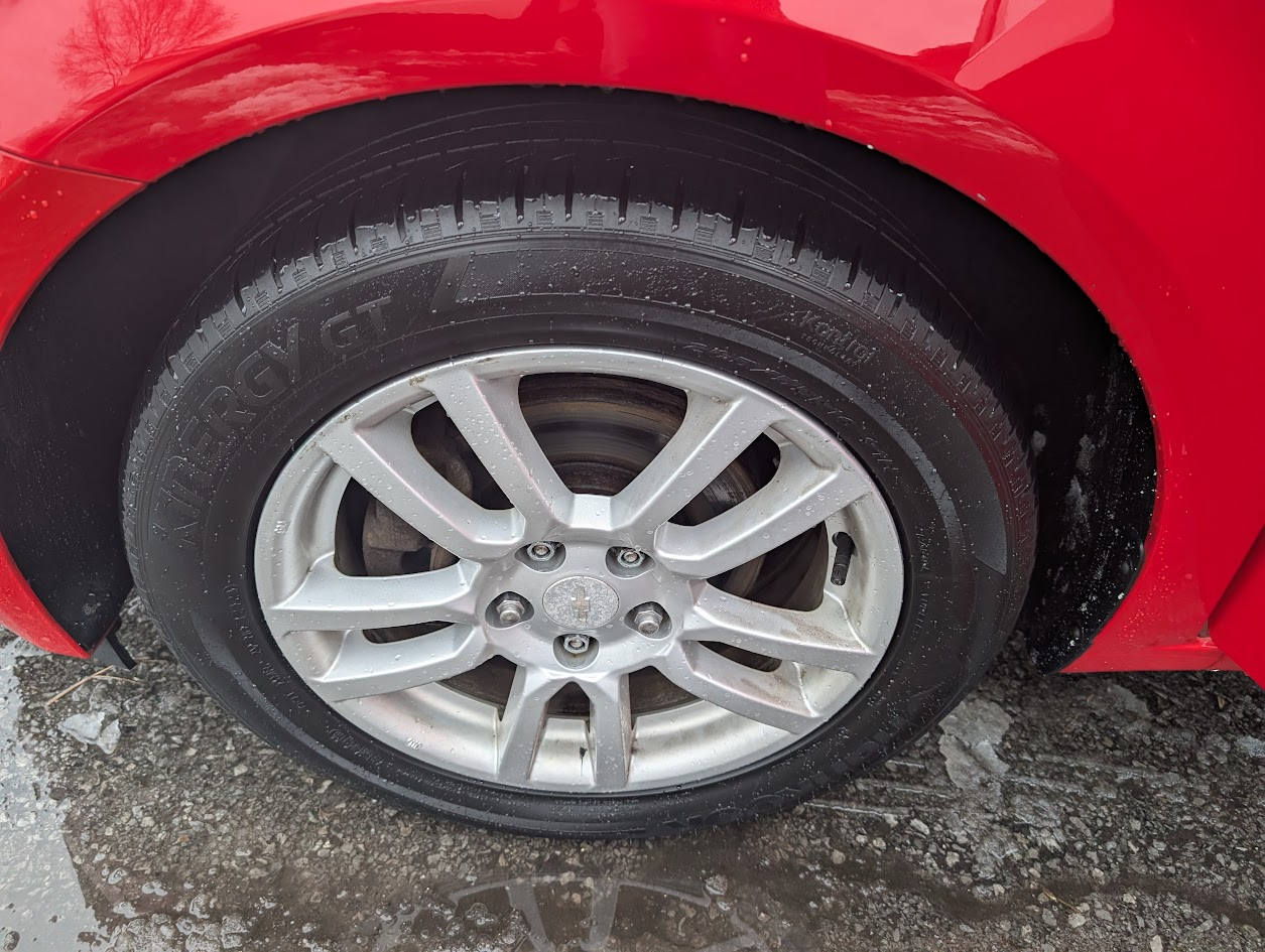 Chevrolet Sonic LT Manual 5-Door 2016