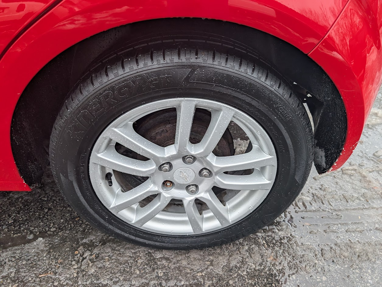 Chevrolet Sonic LT Manual 5-Door 2016