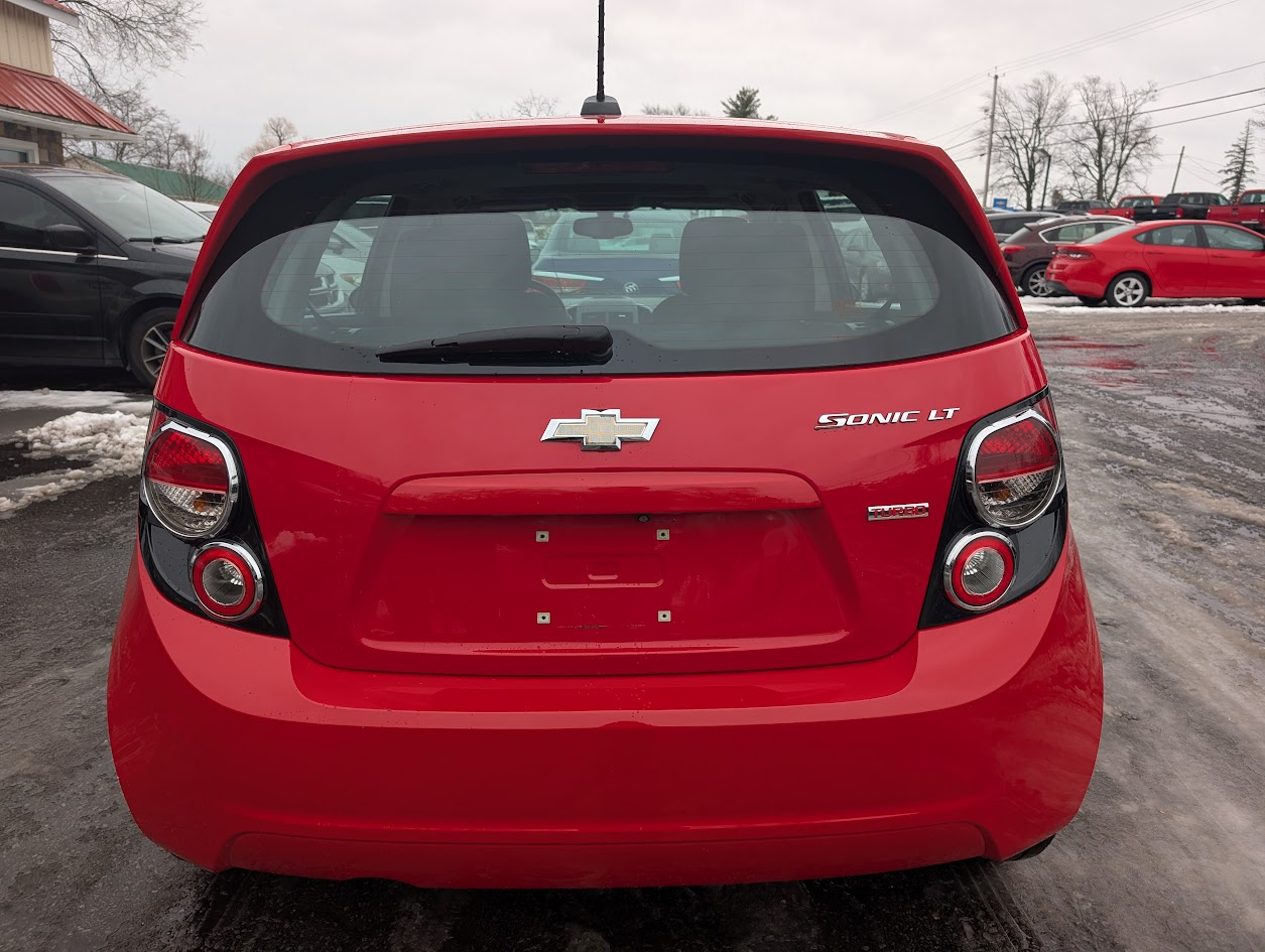 Chevrolet Sonic LT Manual 5-Door 2016