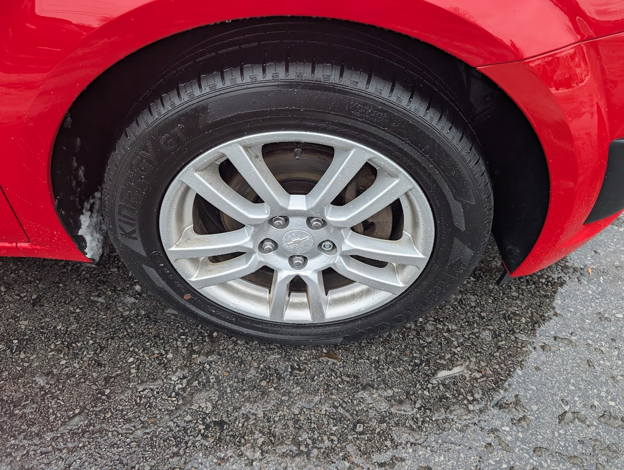 Chevrolet Sonic LT Manual 5-Door 2016