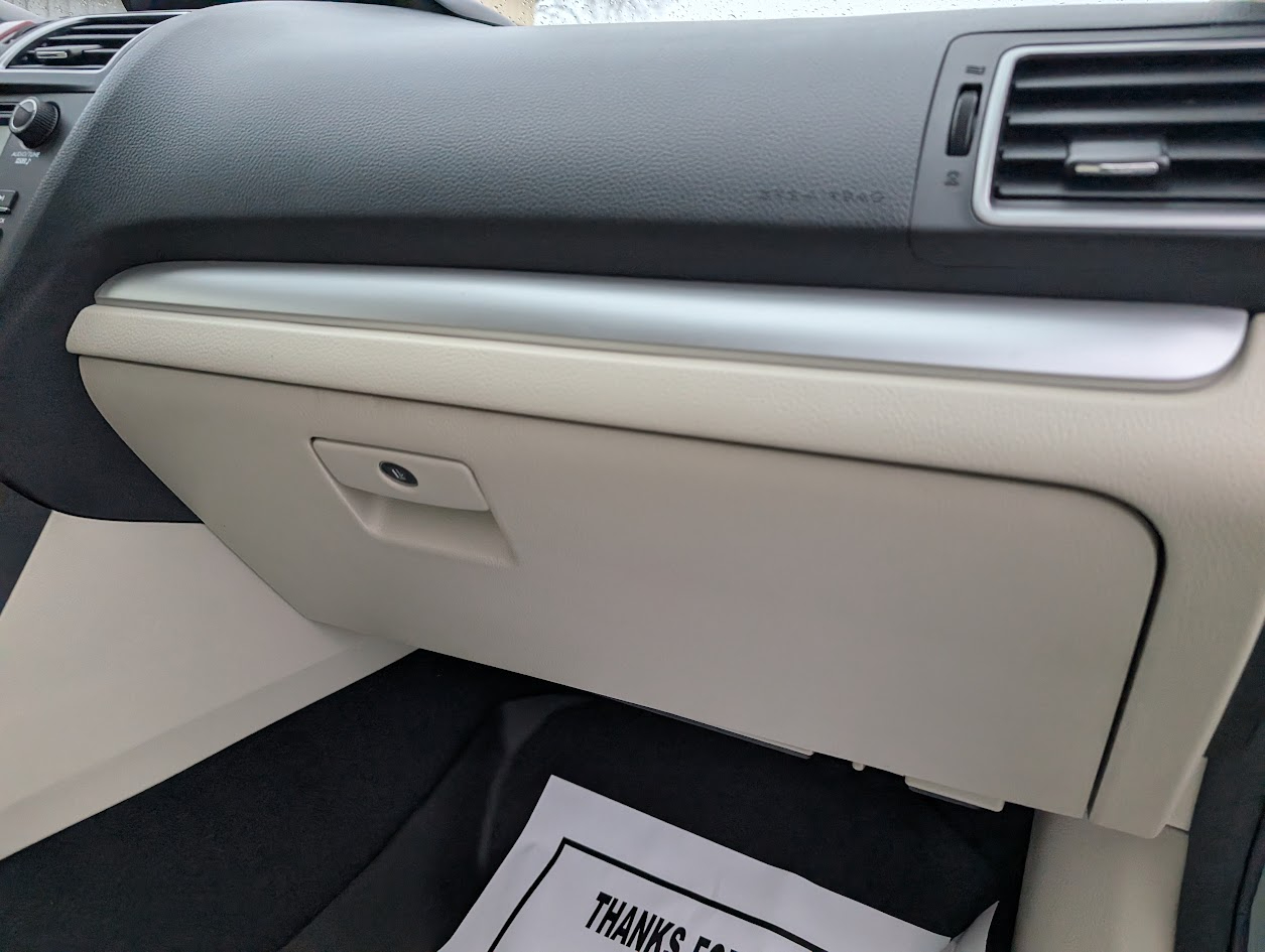 Subaru Impreza 2.0i PZEV CVT 5-Door 2015