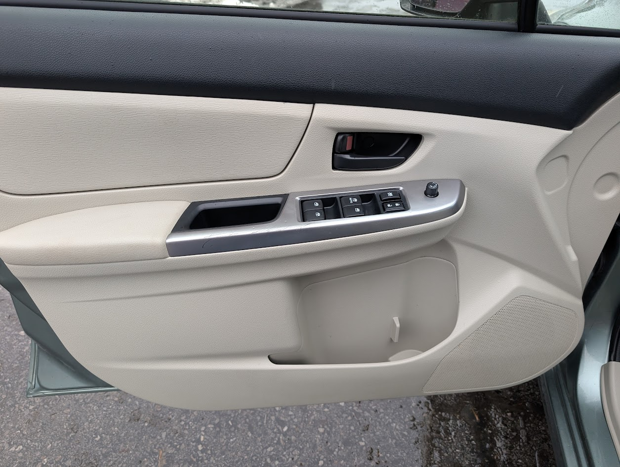 Subaru Impreza 2.0i PZEV CVT 5-Door 2015