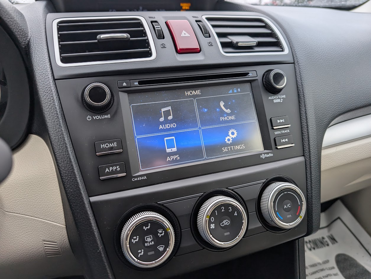 Subaru Impreza 2.0i PZEV CVT 5-Door 2015