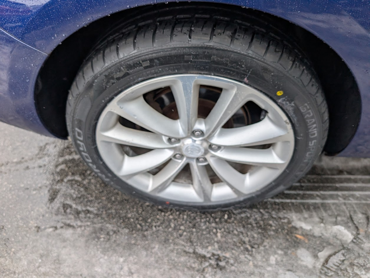 Buick Verano Base 2013