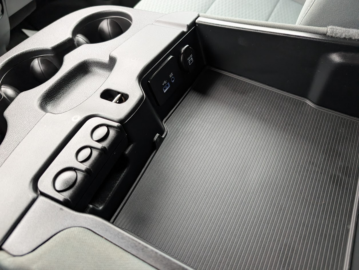 RAM 1500 Tradesman Crew Cab SWB 4WD 2017