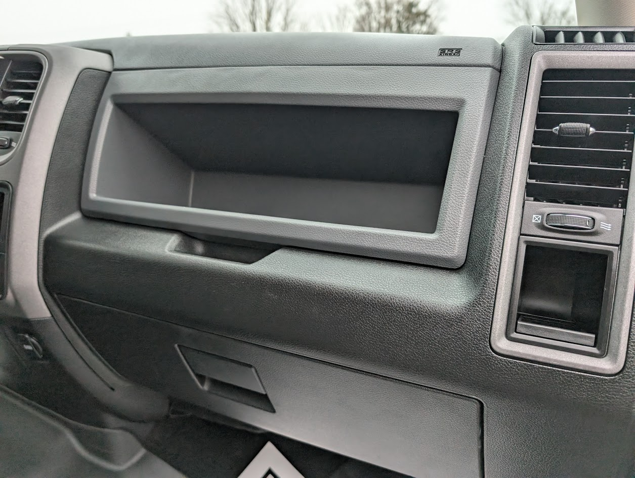 RAM 1500 Tradesman Crew Cab SWB 4WD 2017