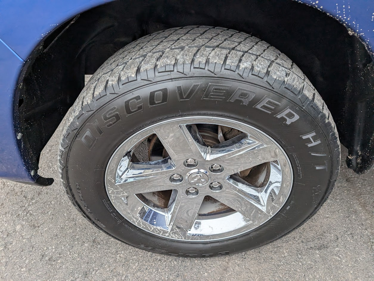 RAM 1500 Tradesman Crew Cab SWB 4WD 2017