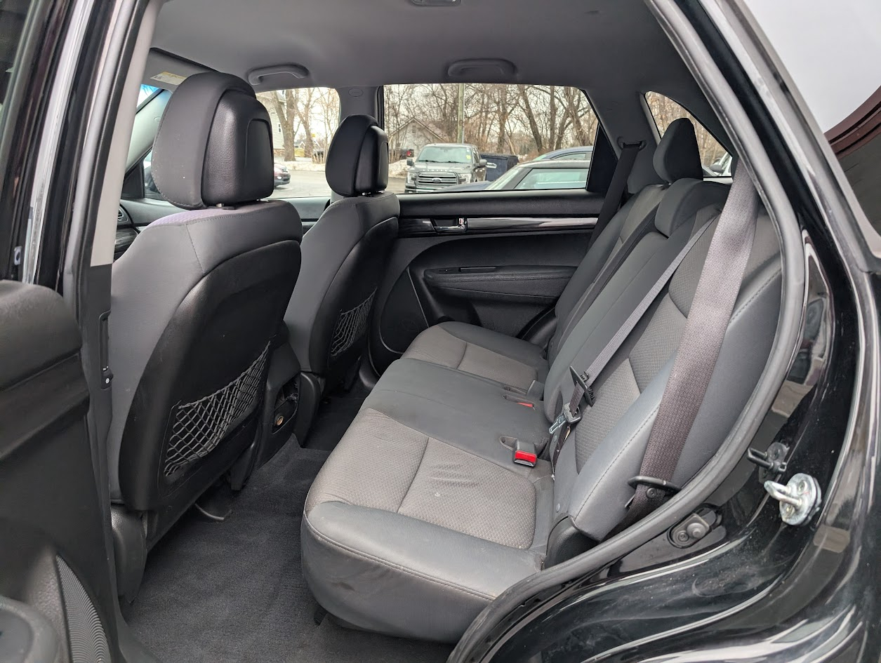 Kia Sorento LX 2WD 2013