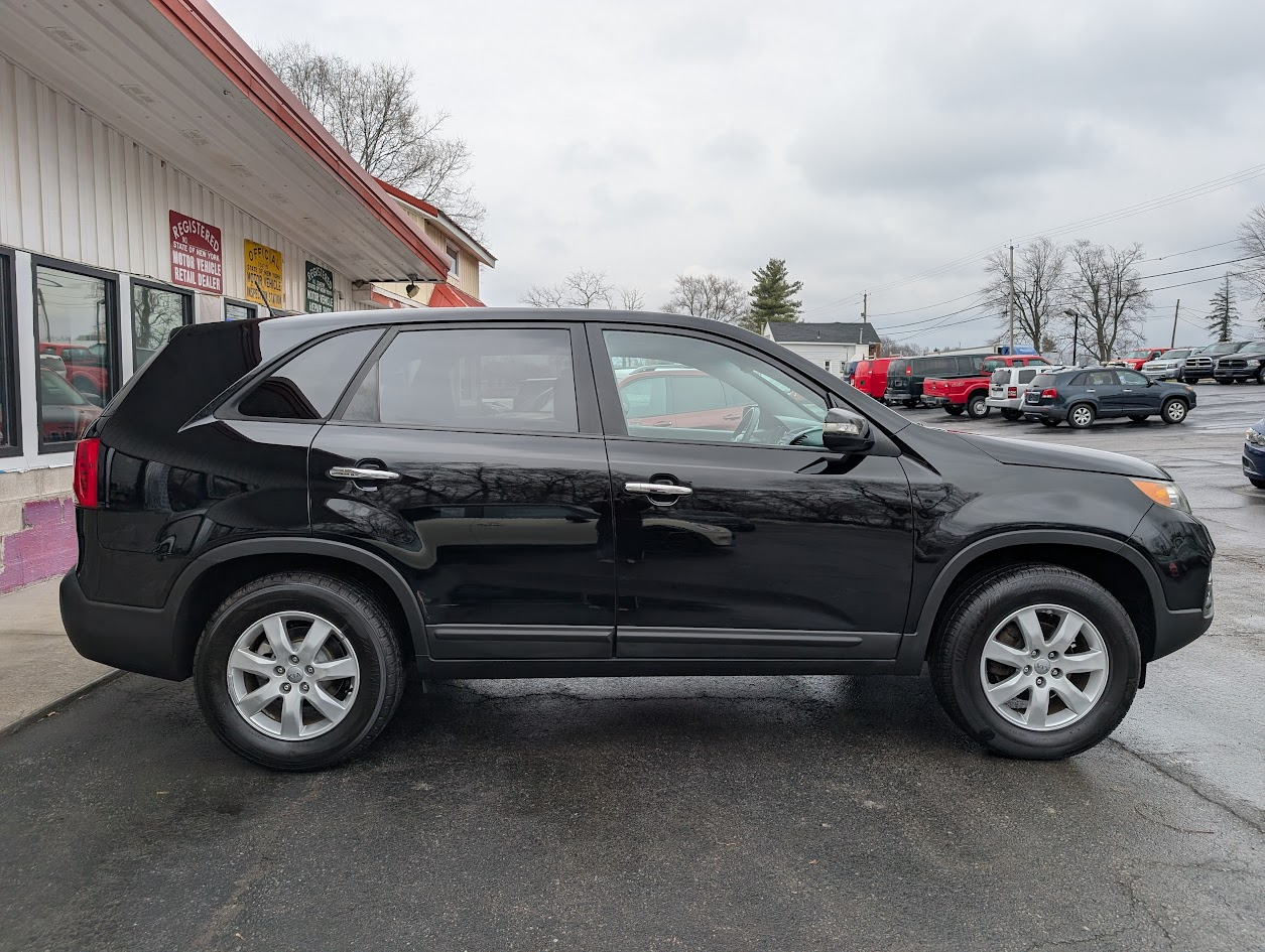 Kia Sorento LX 2WD 2013