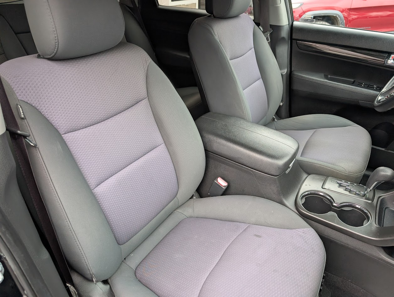 Kia Sorento LX 2WD 2013