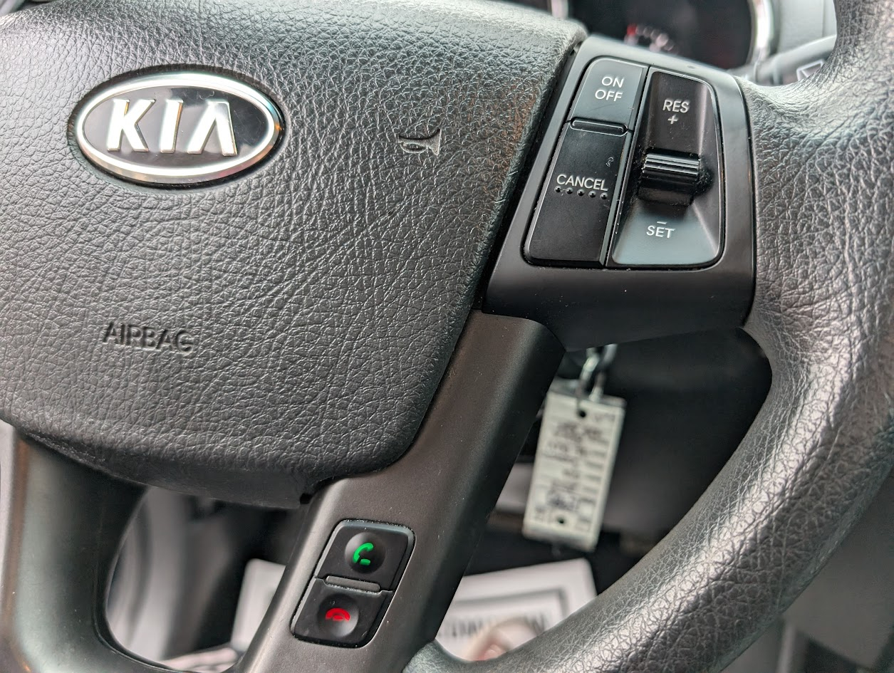 Kia Sorento LX 2WD 2013