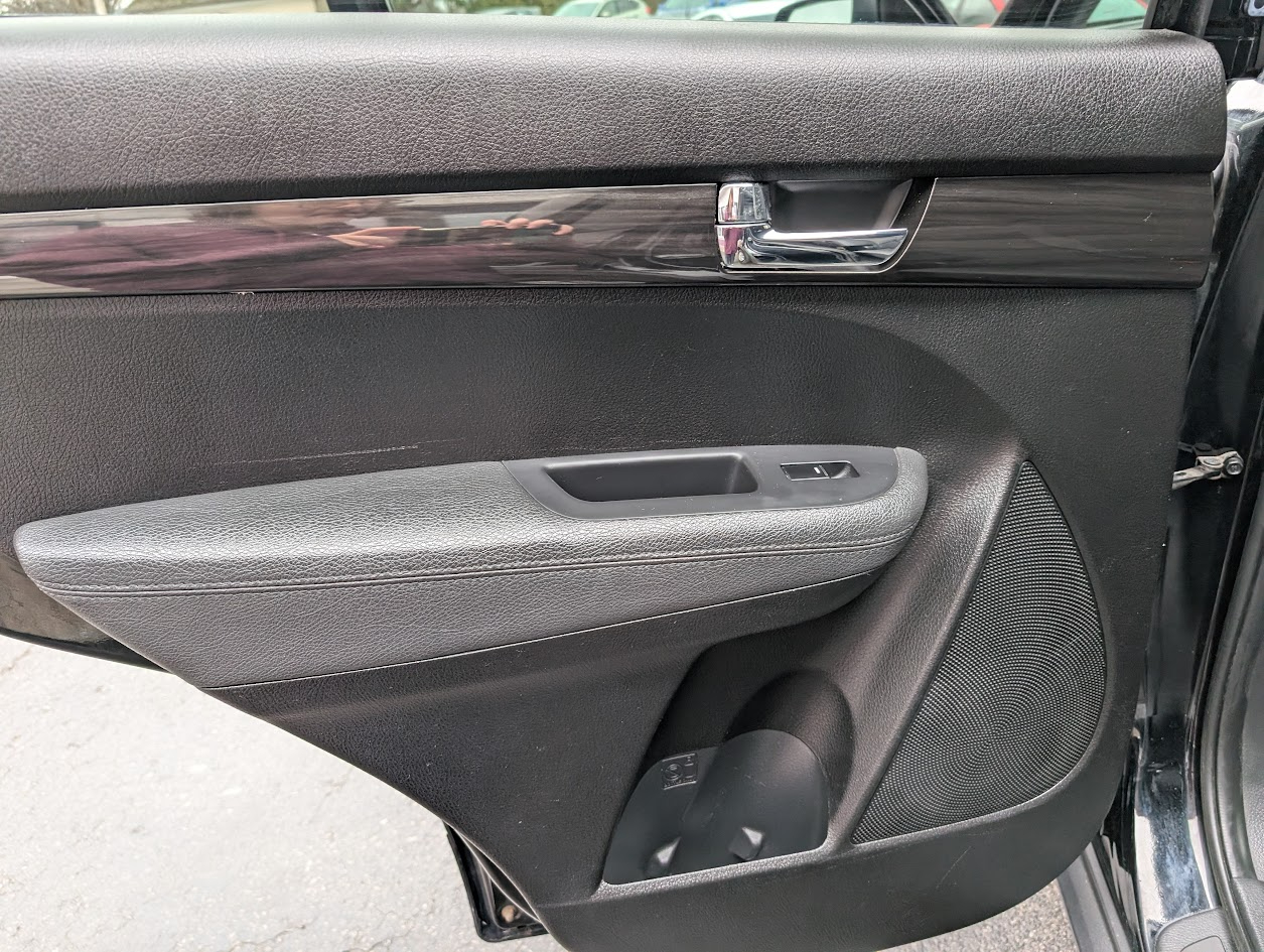 Kia Sorento LX 2WD 2013