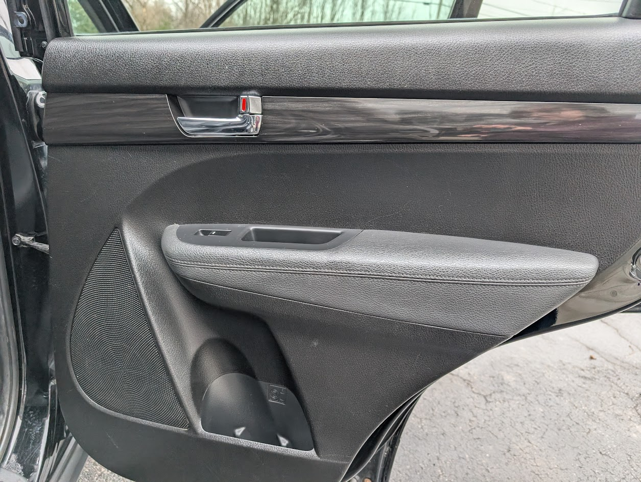 Kia Sorento LX 2WD 2013