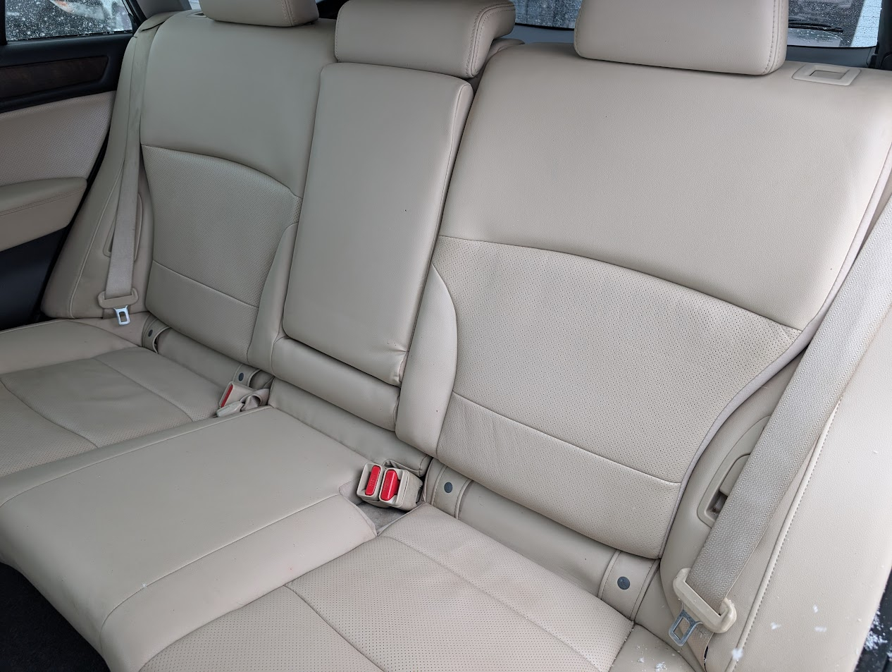 Subaru Outback 2.5i Limited 2015