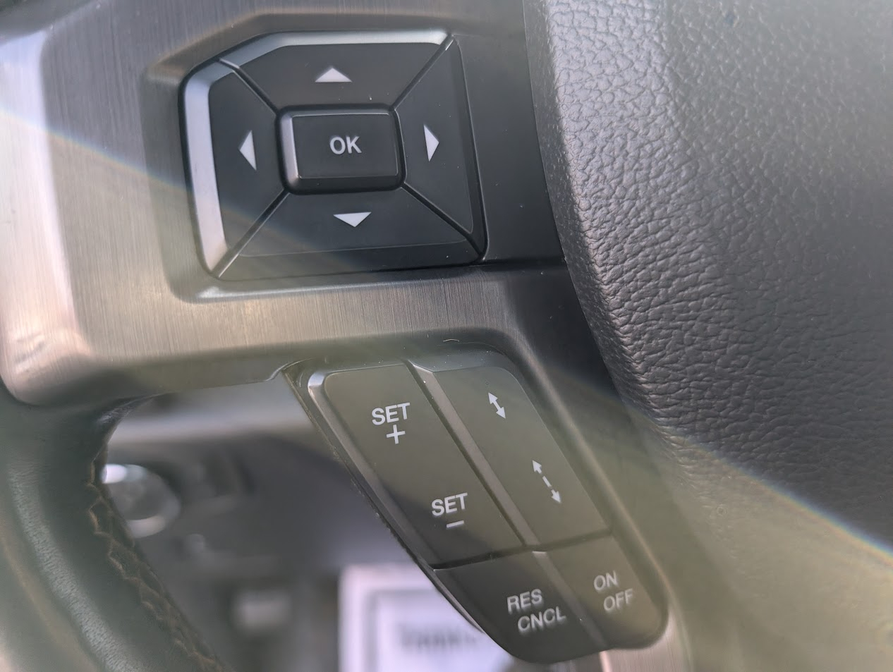 Ford F-150 Limited 4WD SuperCrew 5.5' Box 2016