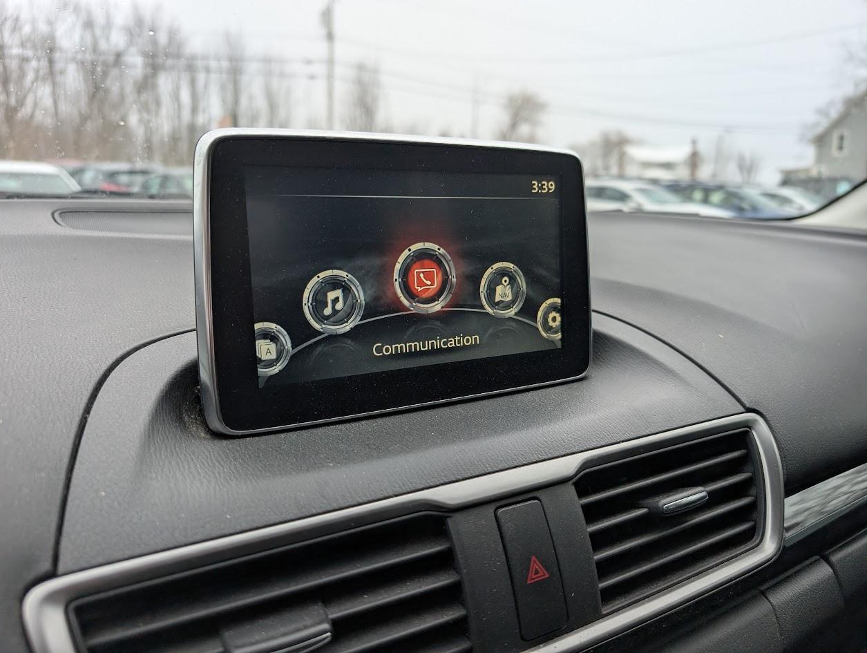 Mazda MAZDA3 I Grand Touring AT 4-Door 2015