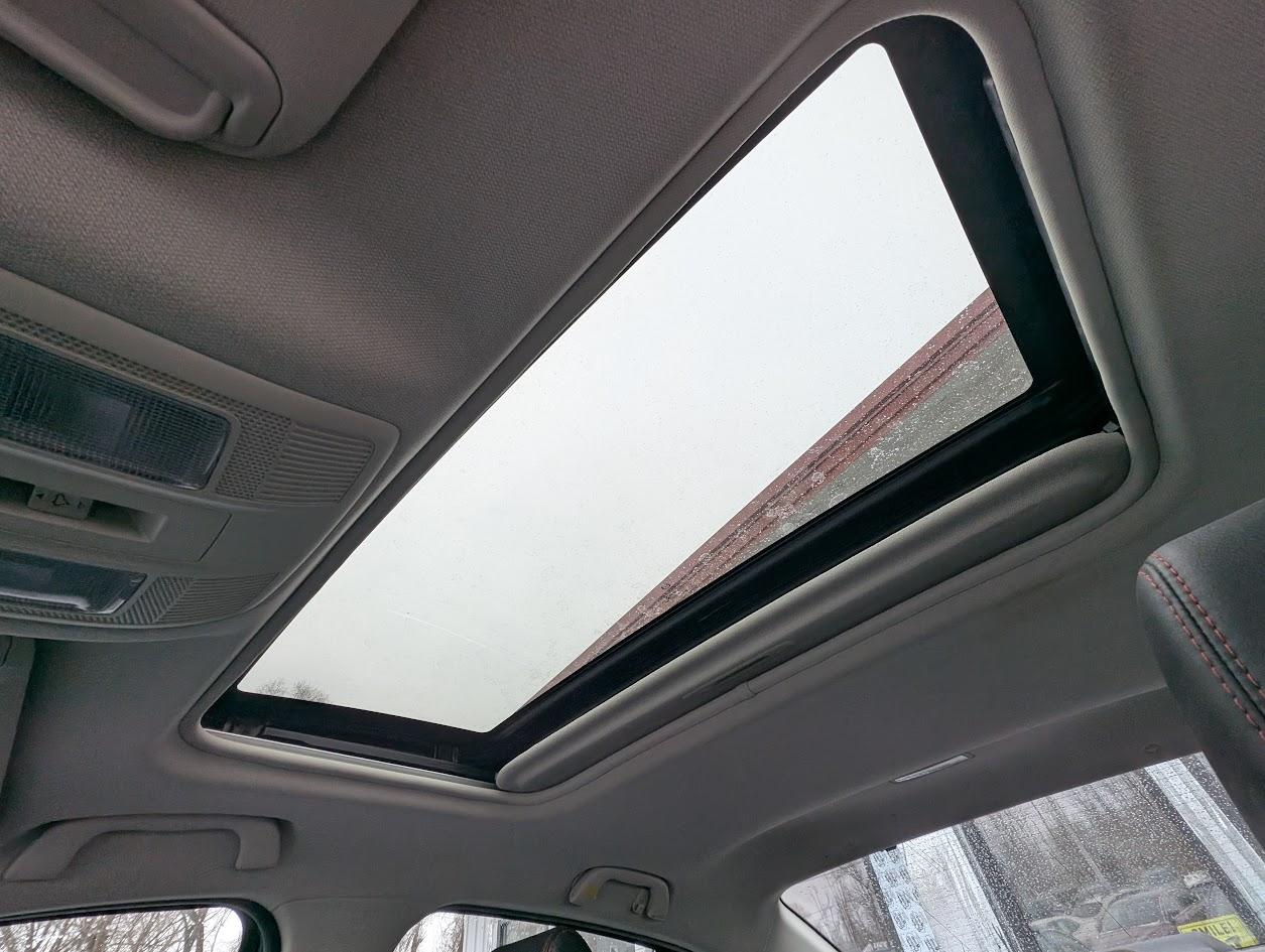 Mazda MAZDA3 I Grand Touring AT 4-Door 2015