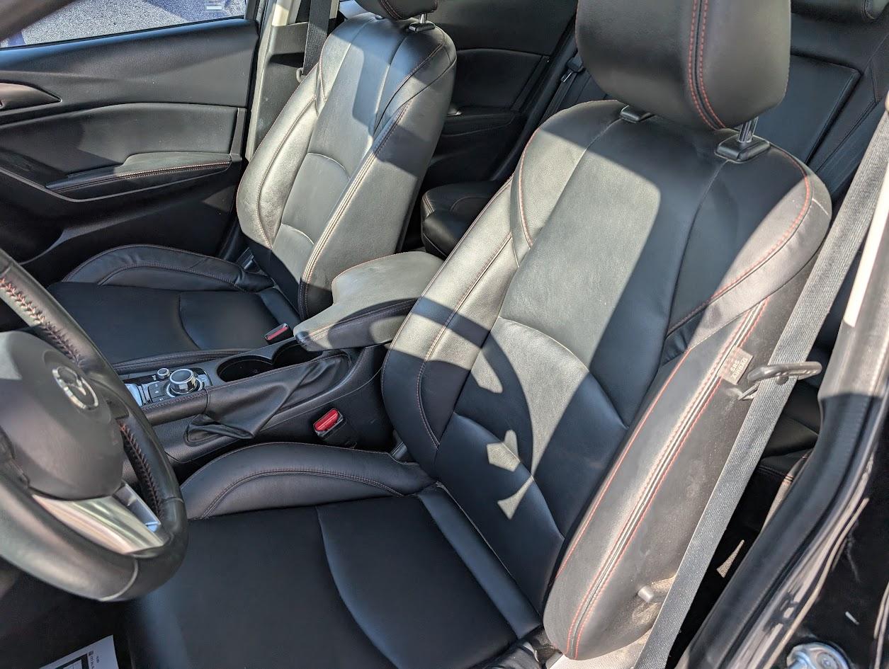 Mazda MAZDA3 I Grand Touring AT 4-Door 2015