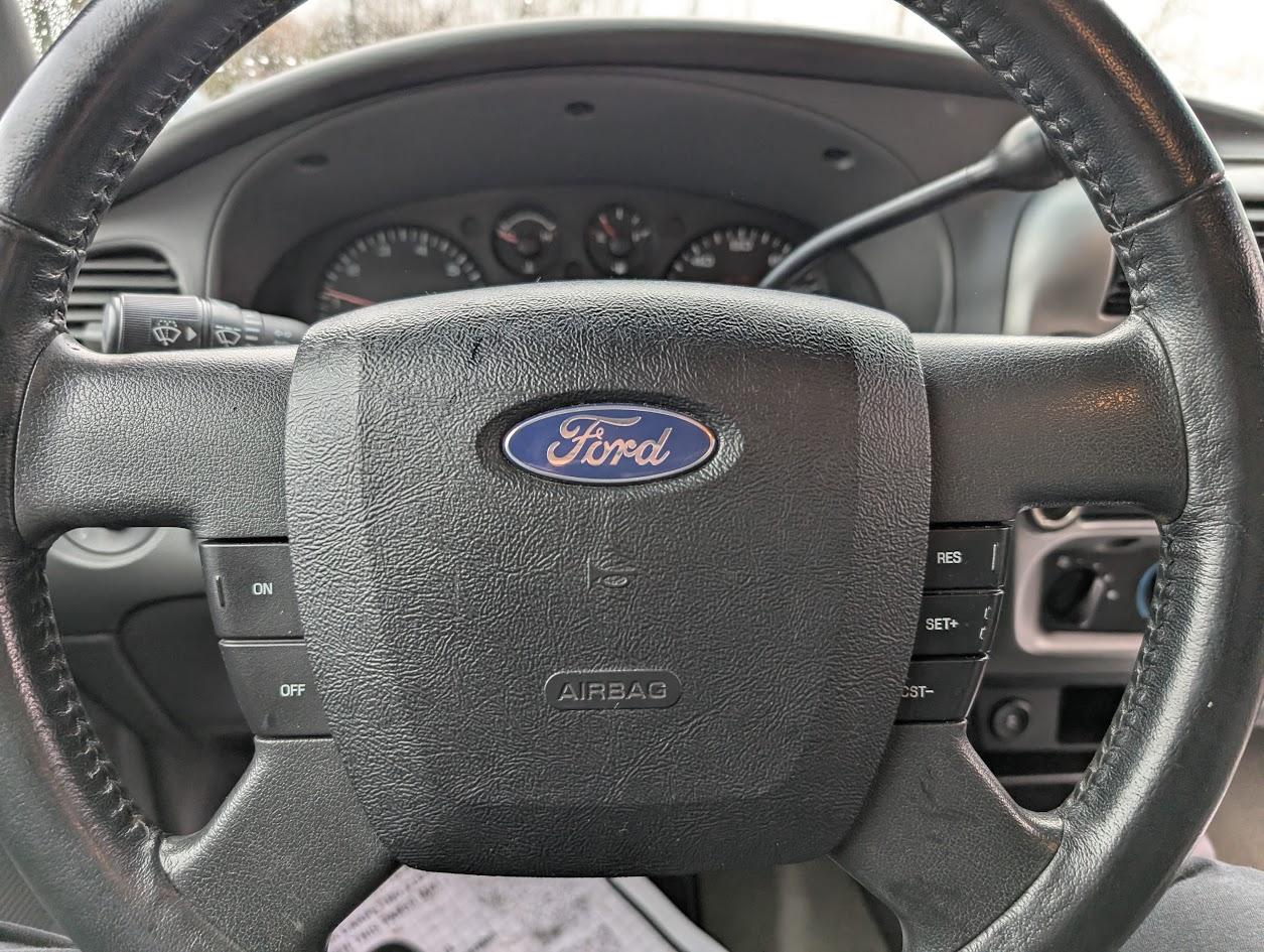 Ford Ranger Sport SuperCab 4-Door 4WD 2011