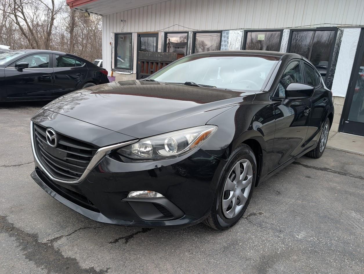 Mazda MAZDA3 i Sport MT 5-Door 2015