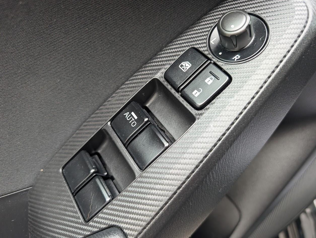 Mazda MAZDA3 i Sport MT 5-Door 2015