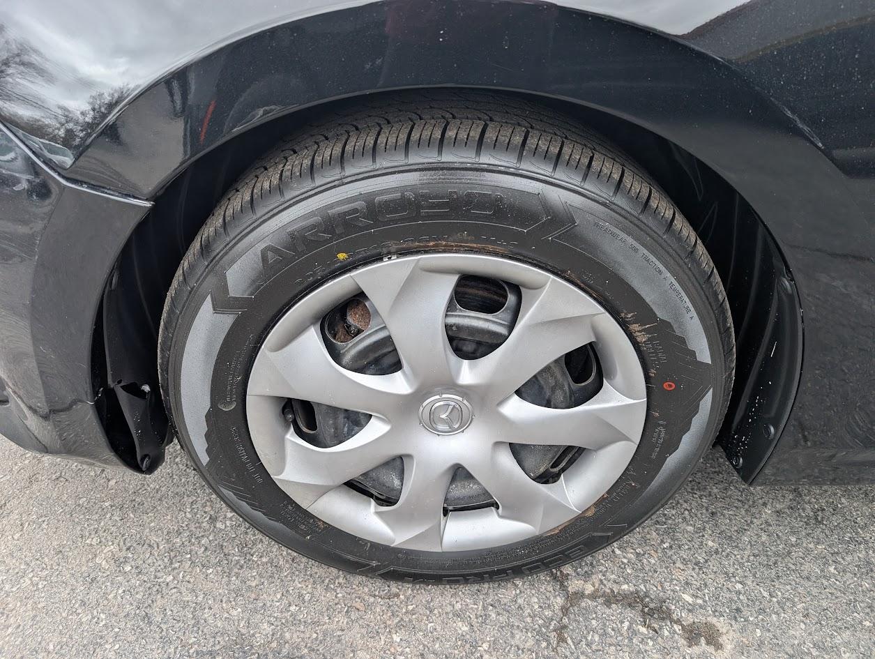 Mazda MAZDA3 i Sport MT 5-Door 2015