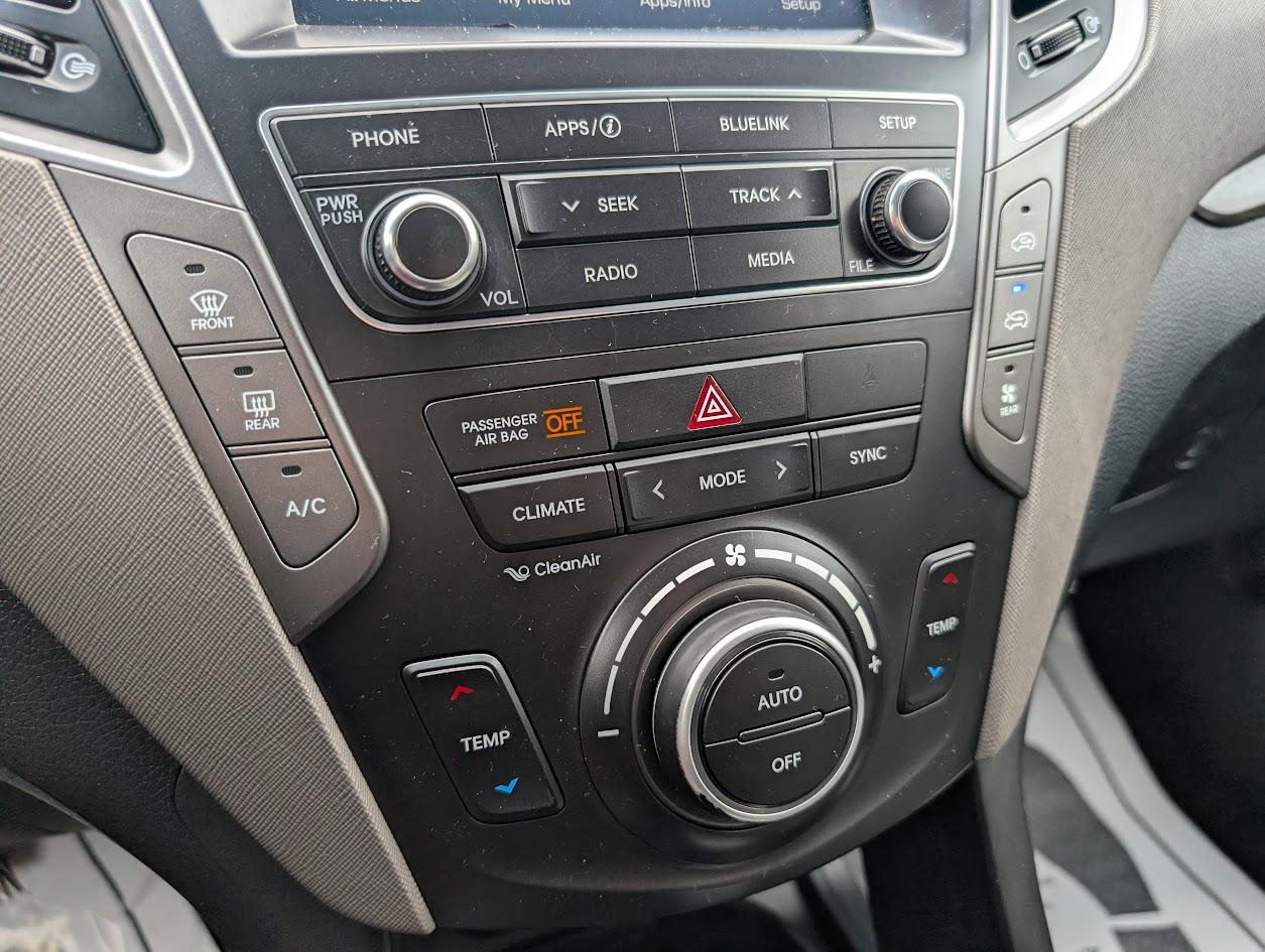 Hyundai Santa Fe SE AWD 2017