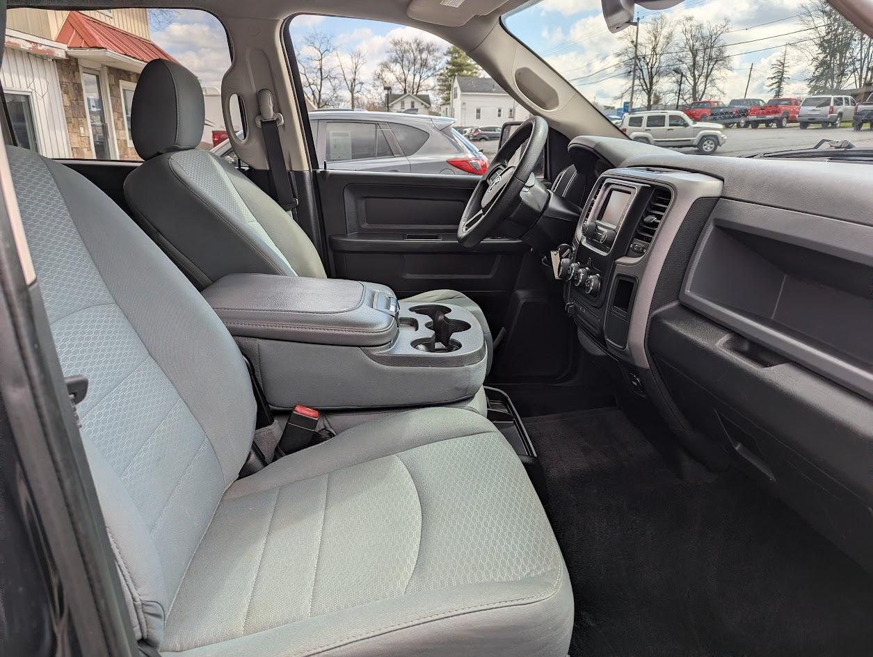 RAM 1500 Tradesman/Express Crew Cab SWB 2WD 2014