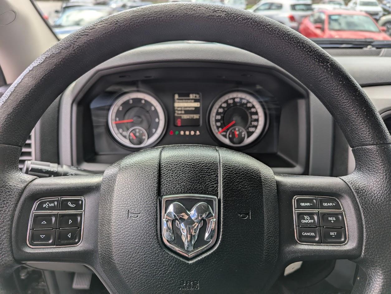 RAM 1500 Tradesman/Express Crew Cab SWB 2WD 2014