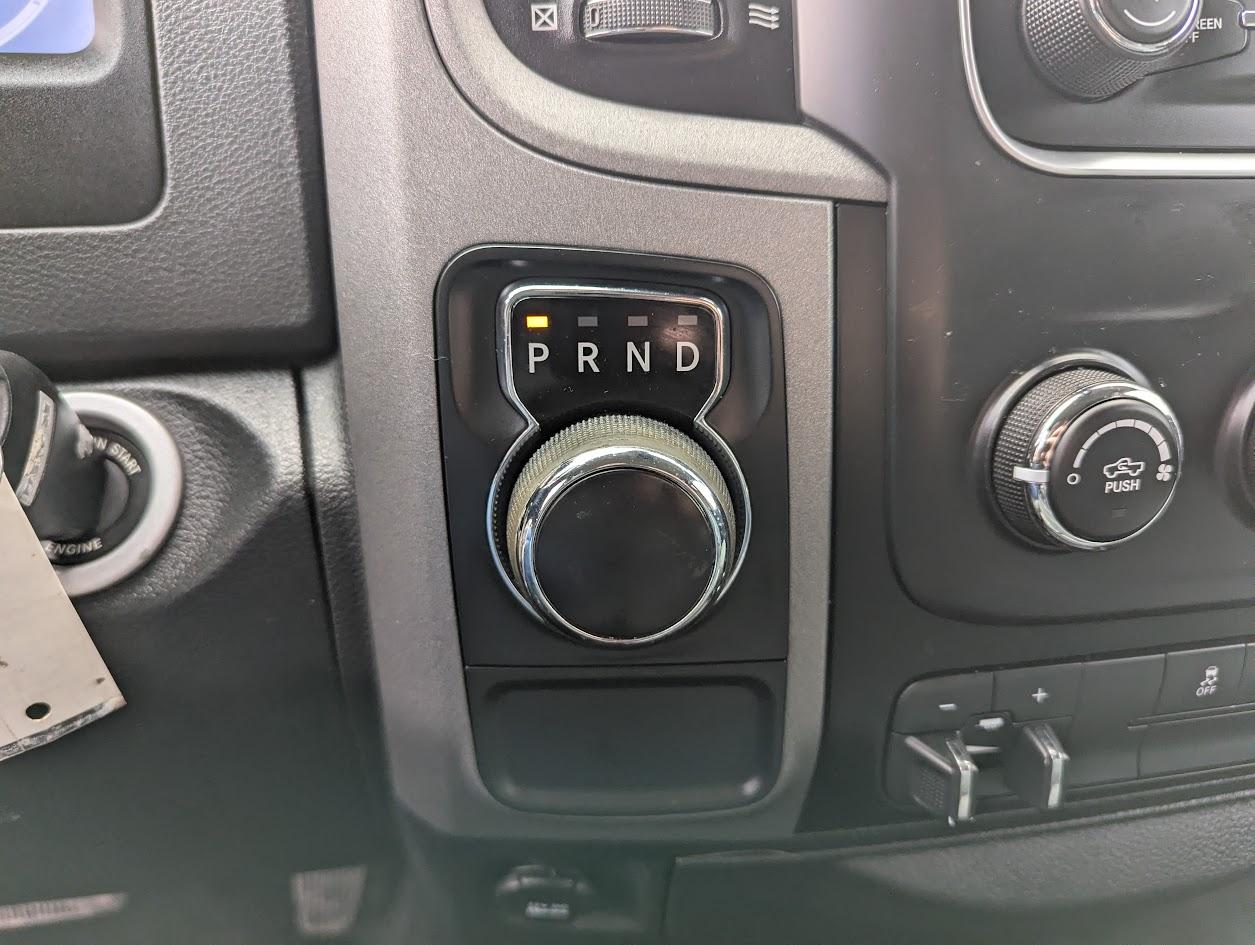 RAM 1500 Tradesman/Express Crew Cab SWB 2WD 2014