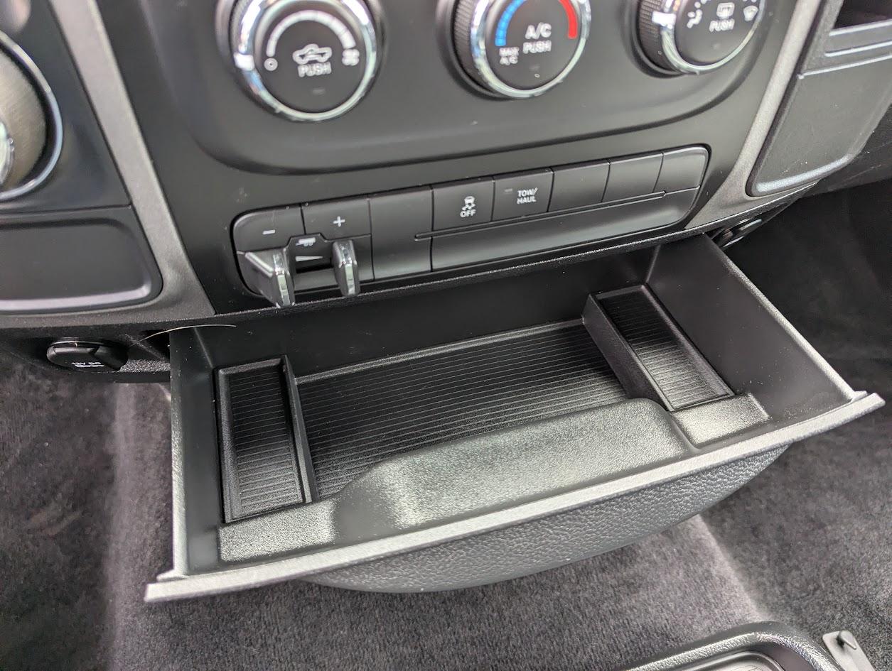 RAM 1500 Tradesman/Express Crew Cab SWB 2WD 2014