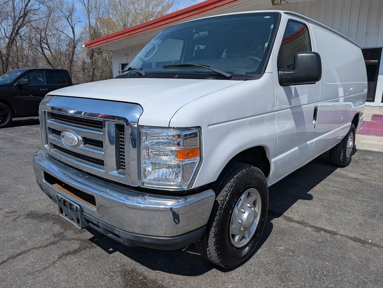 Ford Econoline E-250 2014
