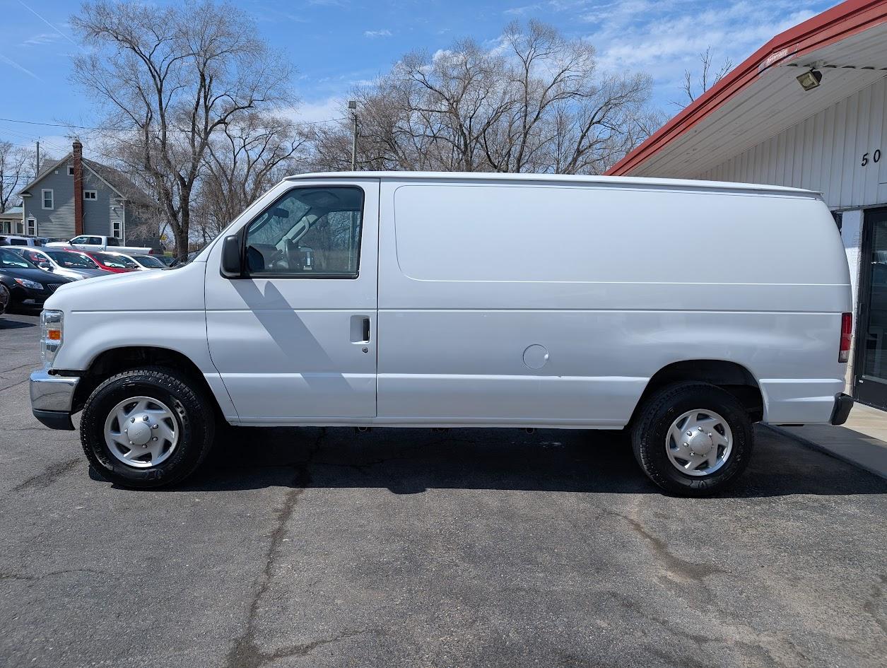 Ford Econoline E-250 2014