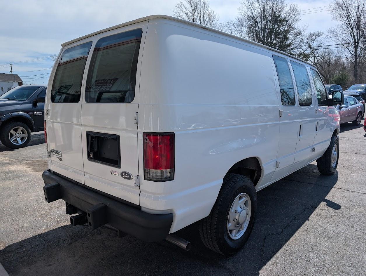 Ford Econoline E-250 2014