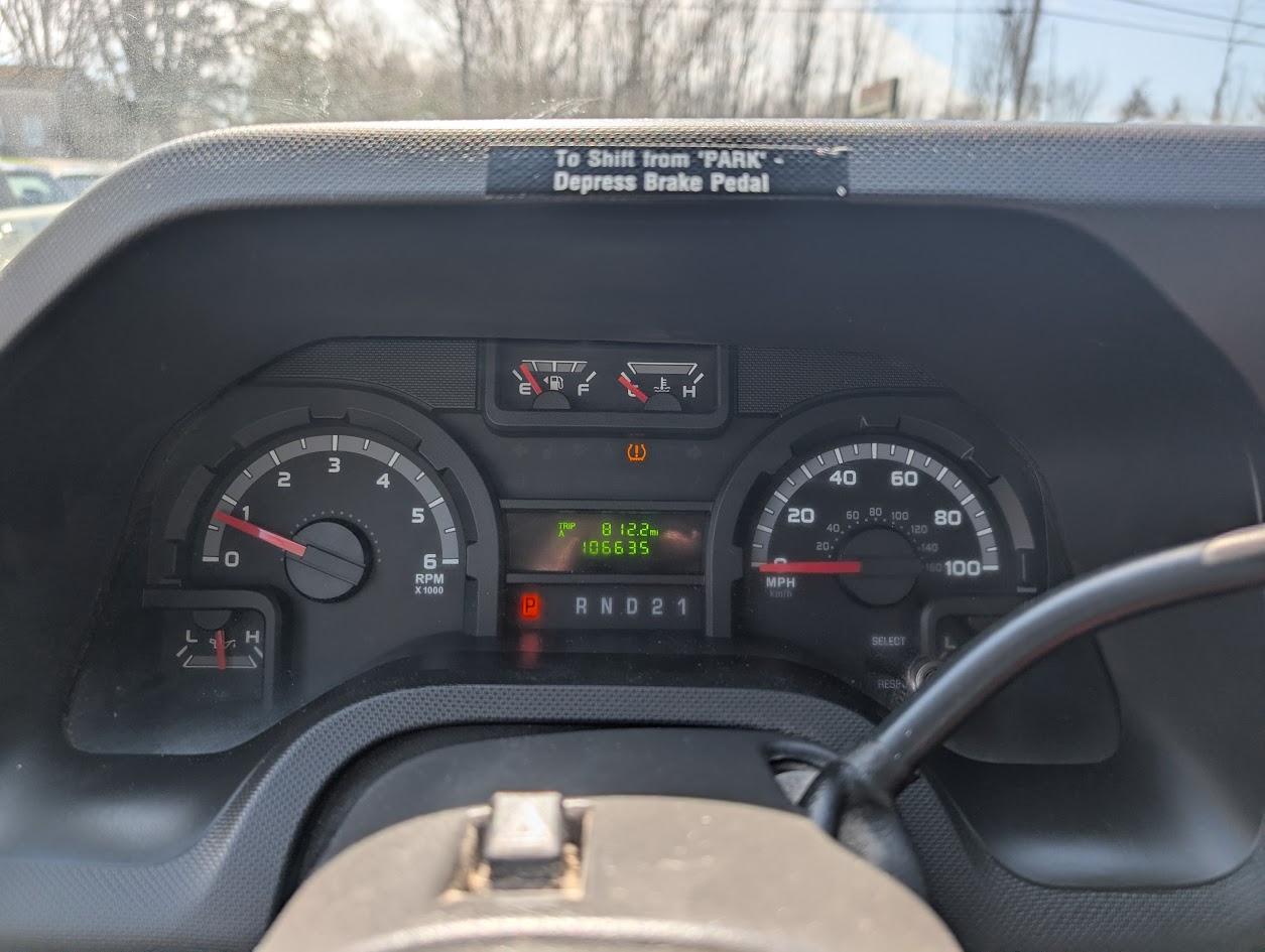 Ford Econoline E-250 2014