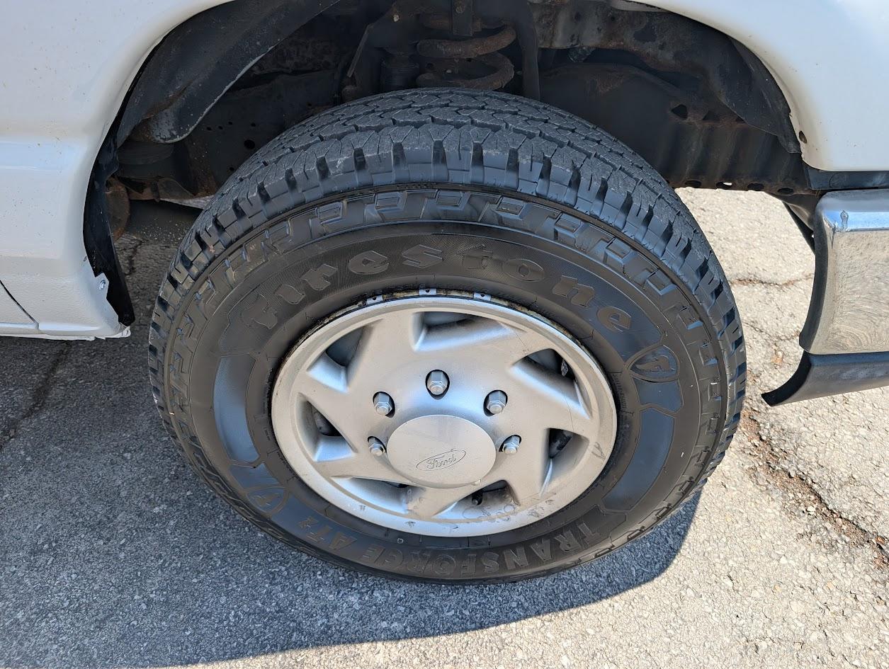 Ford Econoline E-250 2014