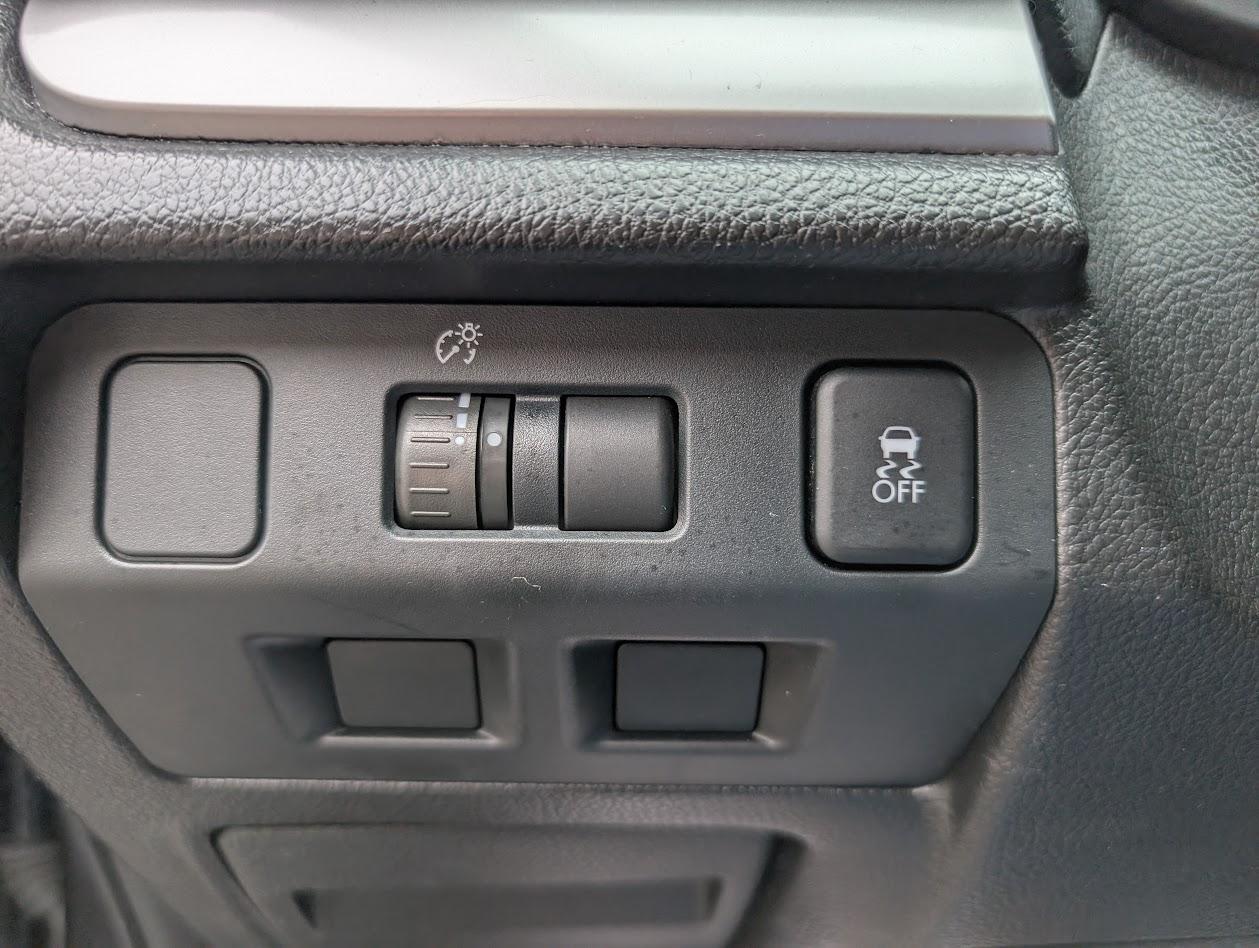 Subaru Impreza 2.0i Premium 5-Door w/All Weather Package 2014