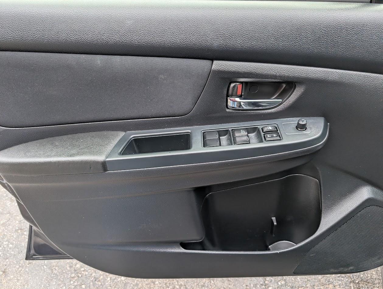 Subaru Impreza 2.0i Premium 5-Door w/All Weather Package 2014