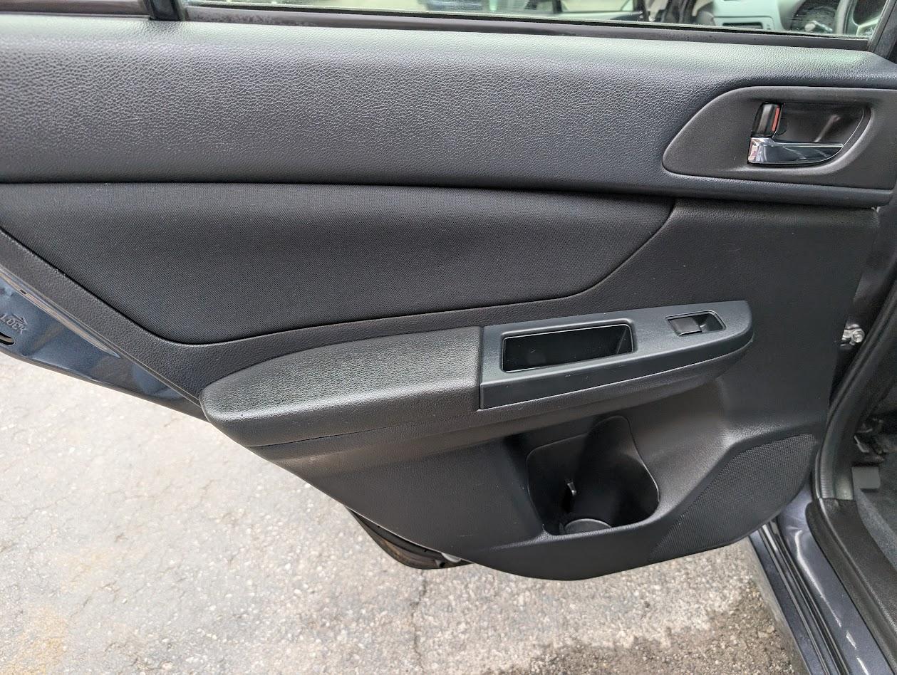 Subaru Impreza 2.0i Premium 5-Door w/All Weather Package 2014