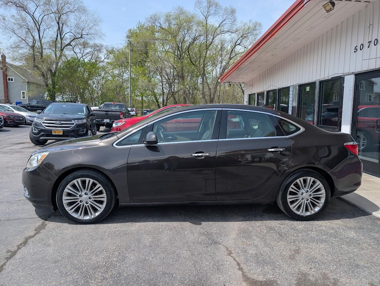 Buick Verano Base 2014